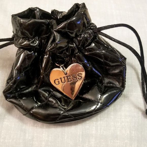 {NWOT} GUESS coin purse, black - Picture 1 of 4